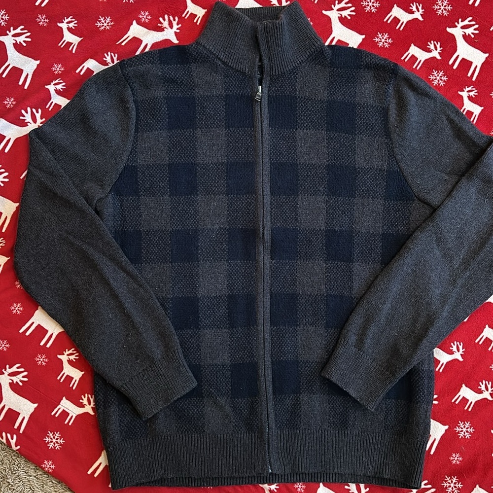 Mens large Banana Republic Zip up Sweater Large. Navy/Gray.